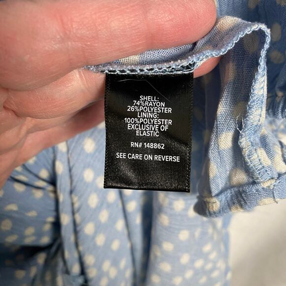 Torrid Blue Dot Smocked Bodice Crinkle Gauze Midi Dress Sz.2 - Picture 15 of 16